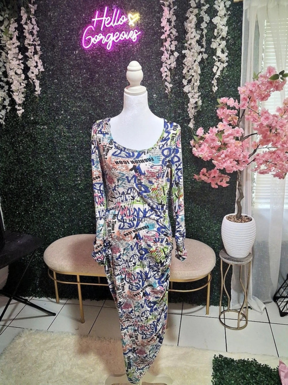Abstract Print Long Sleeve Maxi Dress Size Medium